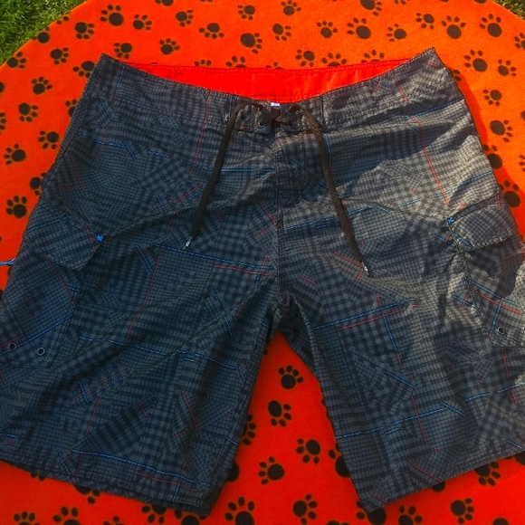 Two men's swim shorts - Picture 1 of 6
